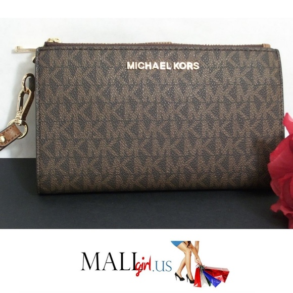 Michael Kors Handbags - Michael Kors Signature Canvas Smartphone Wallet